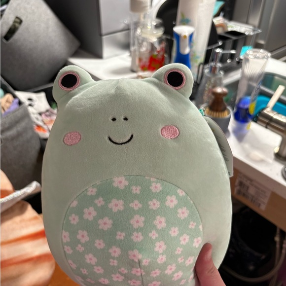 Squishmallows Mint Green Frog Plush with Pink Floral Belly - Picture 1 of 1